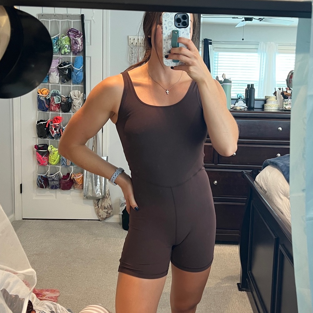 Aritzia Brown Athletic Romper - Picture 4 of 8